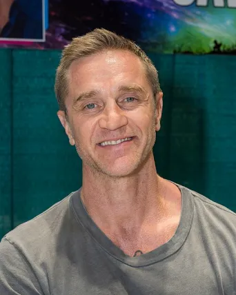 Devon Sawa