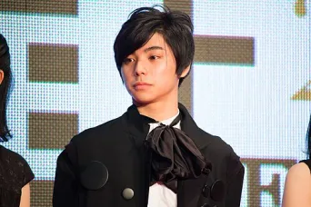 村上虹郎